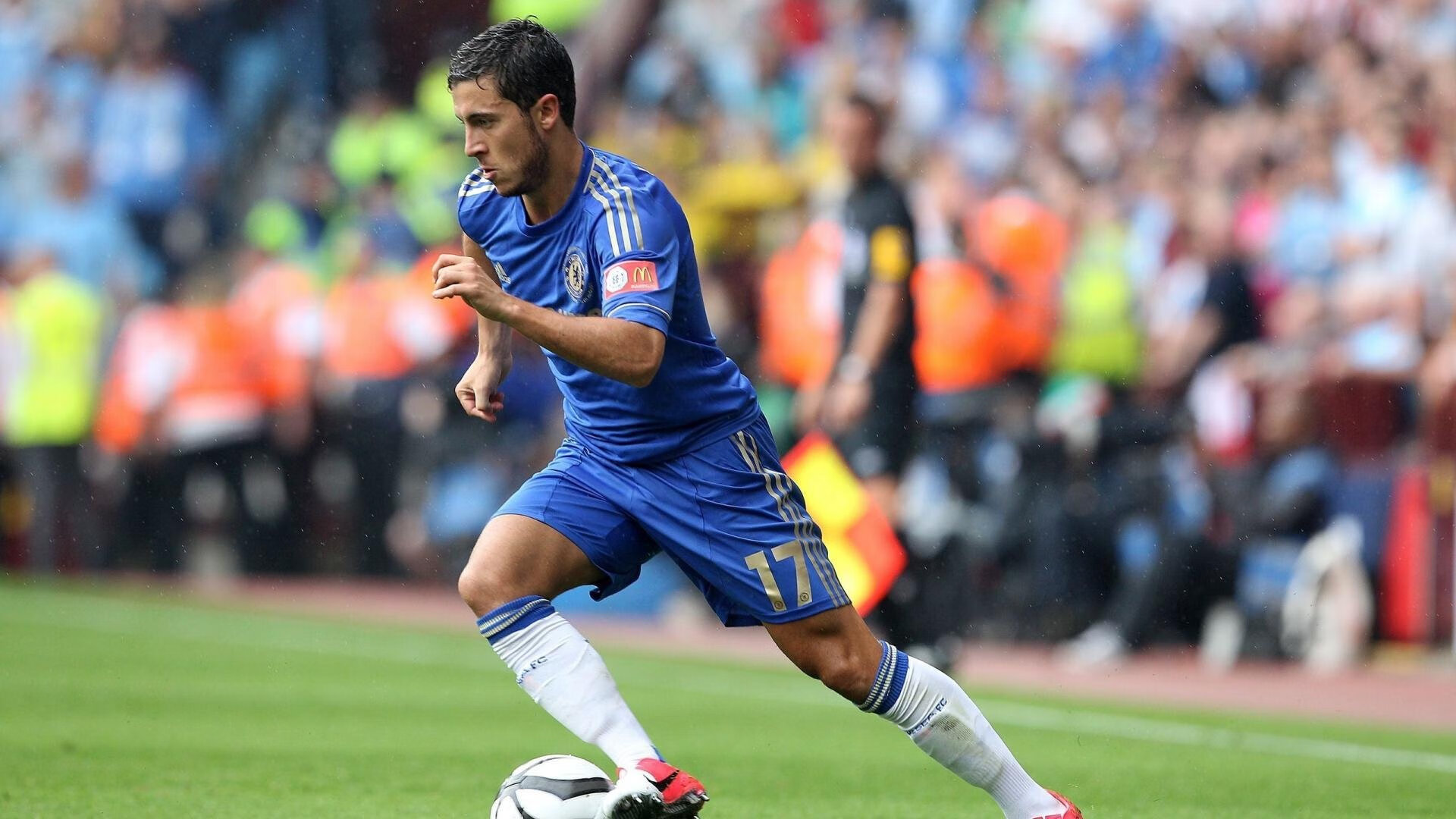 开云平台-银剑裂痕，小黑马踏尘来，墨西哥烈日下佩雷兹刺破的一线天